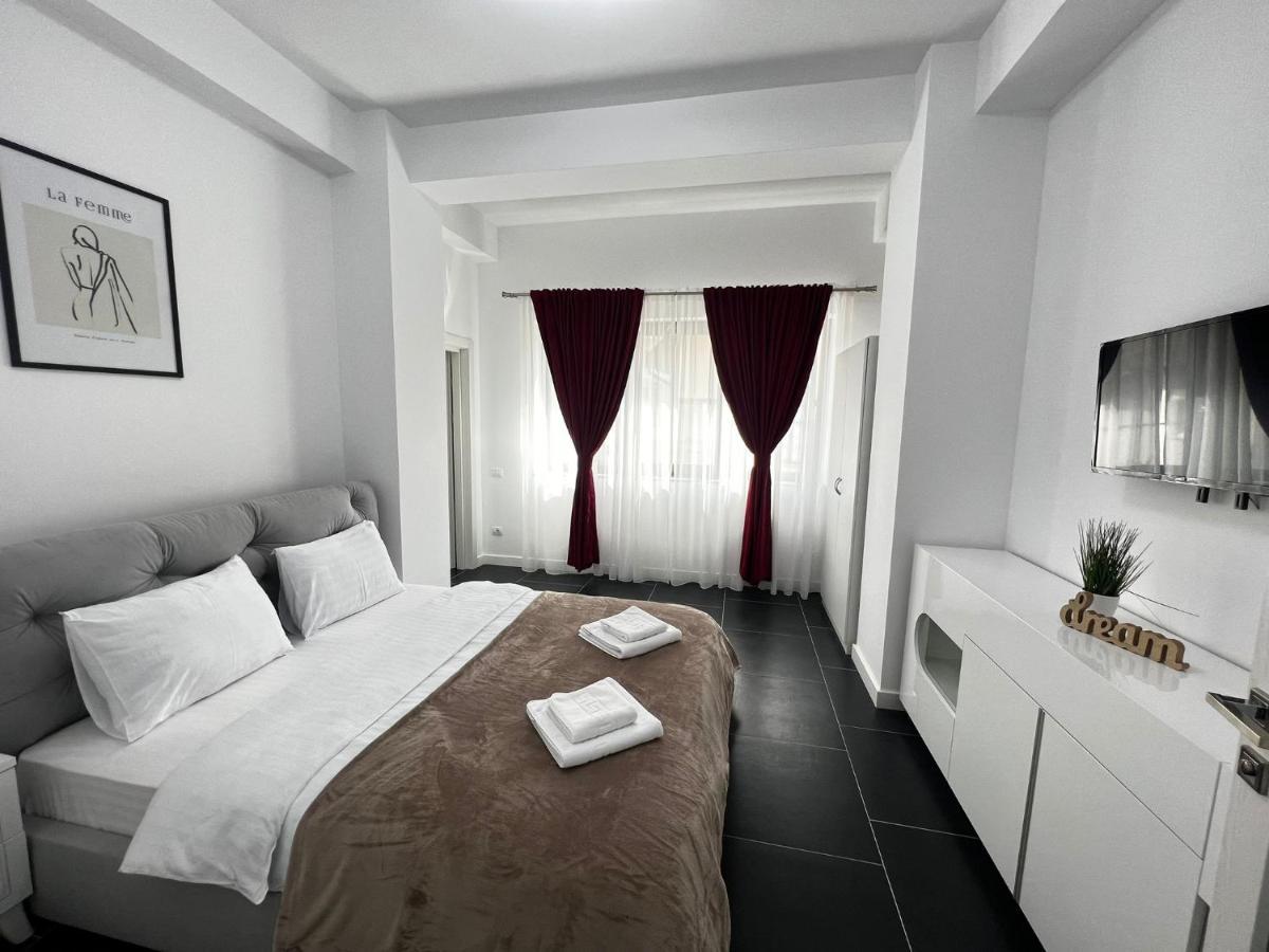 Marvellous Aparthotel With Master Apartments Suceava Eksteriør billede