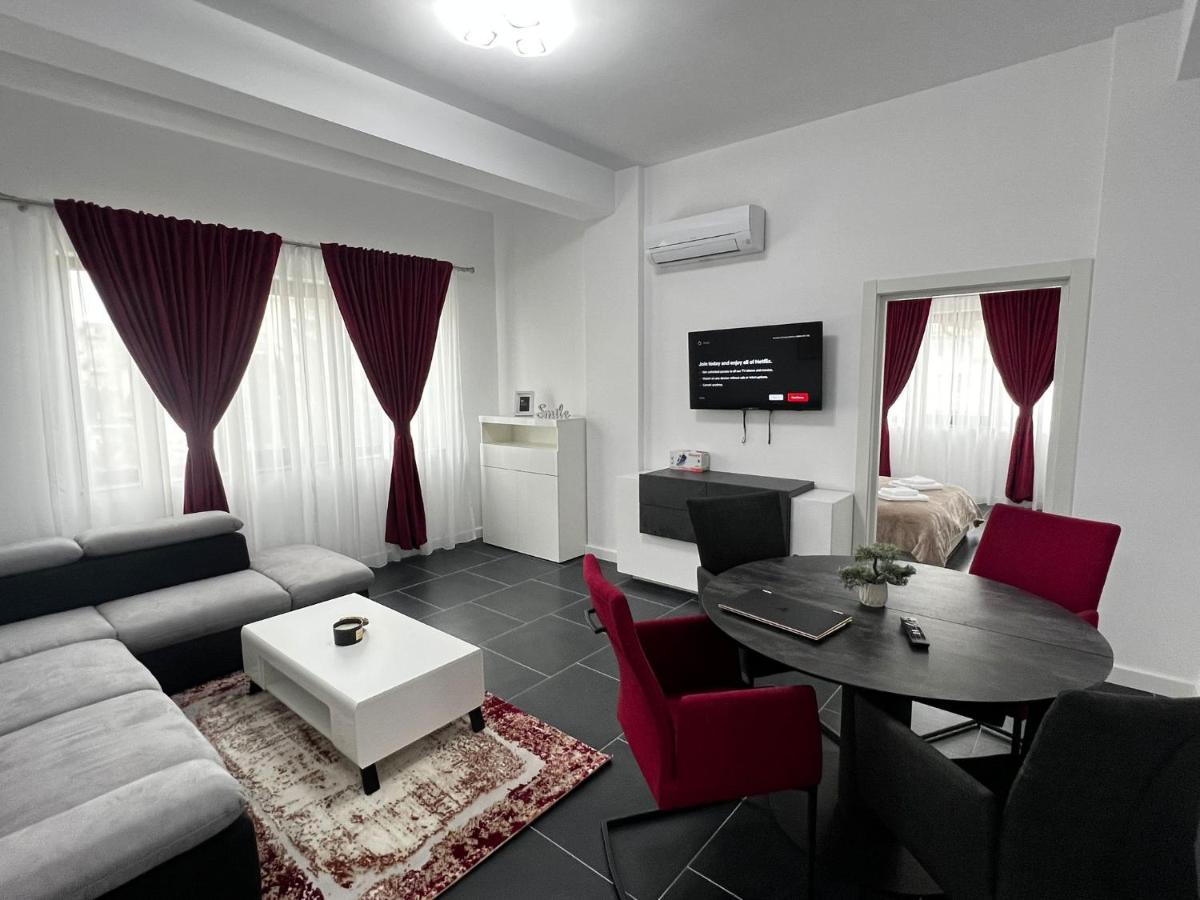 Marvellous Aparthotel With Master Apartments Suceava Eksteriør billede
