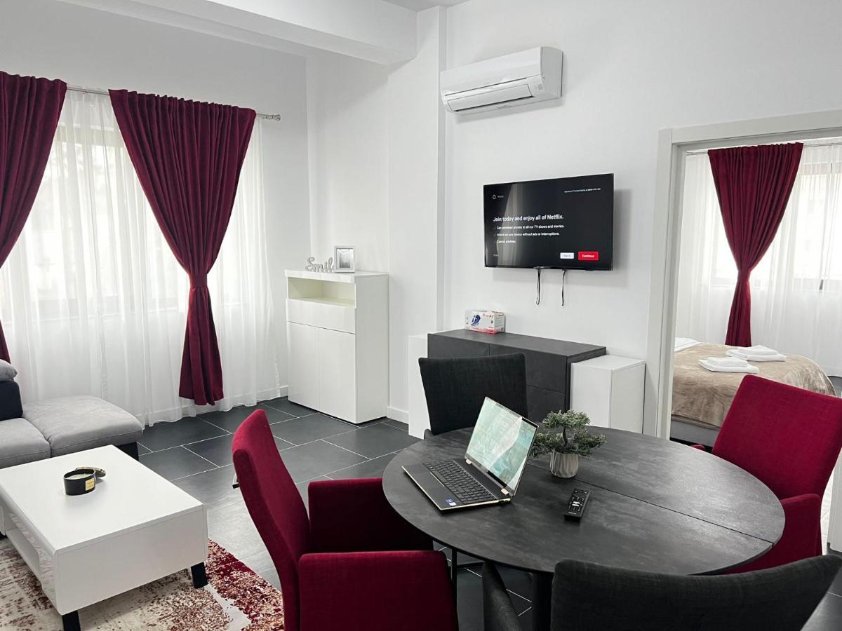Marvellous Aparthotel With Master Apartments Suceava Eksteriør billede