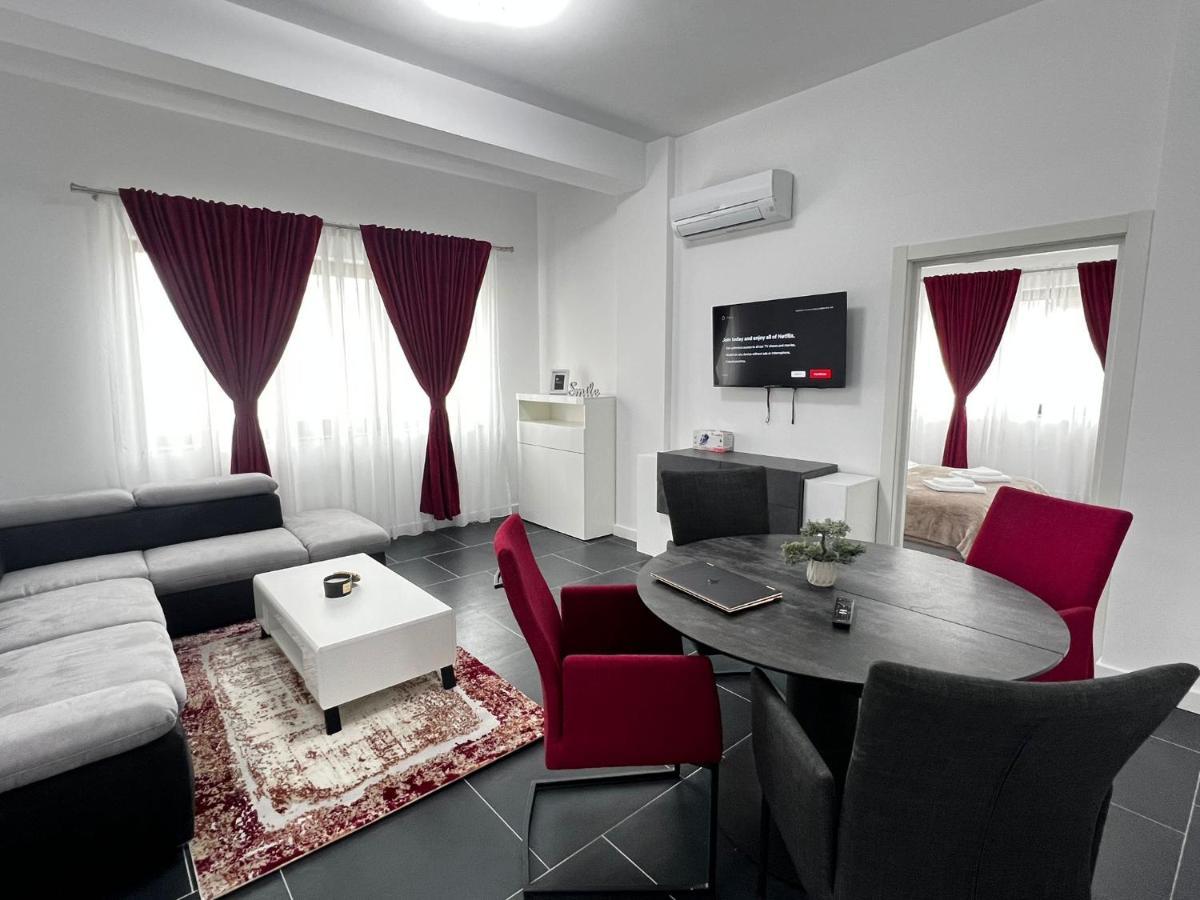 Marvellous Aparthotel With Master Apartments Suceava Eksteriør billede