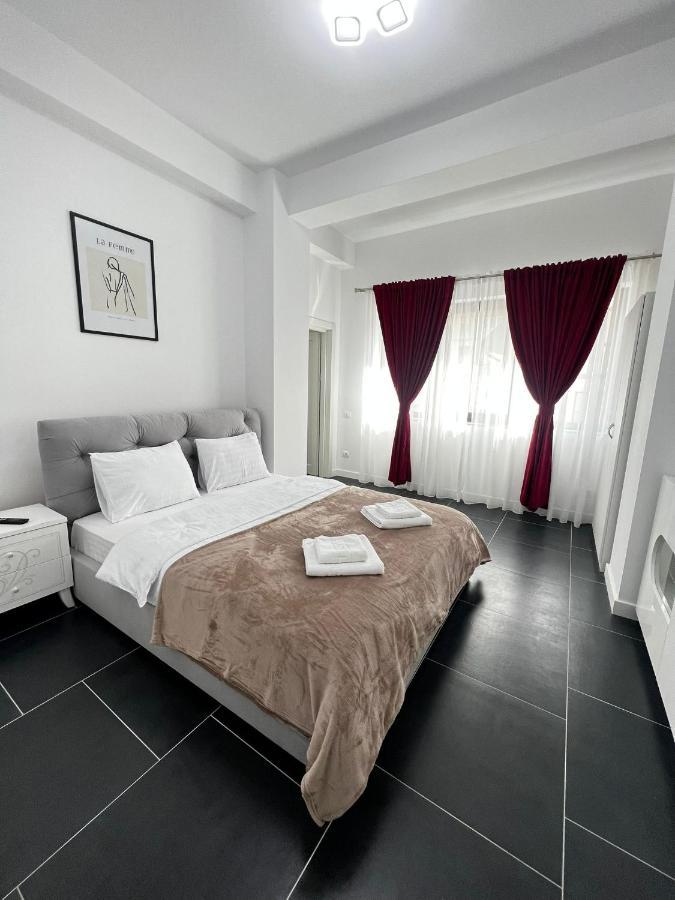 Marvellous Aparthotel With Master Apartments Suceava Eksteriør billede